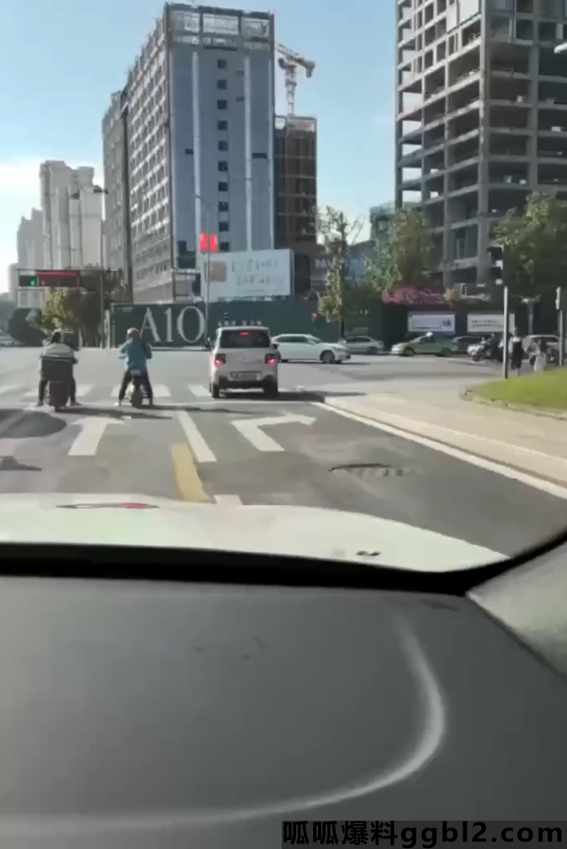 截屏2024-10-29 02.53.28.png