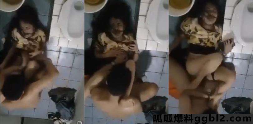 这是捡到宝了啊 小伙子在路边看到喝醉的妹子 直接拖到公共厕所里强奸了 thumbnail