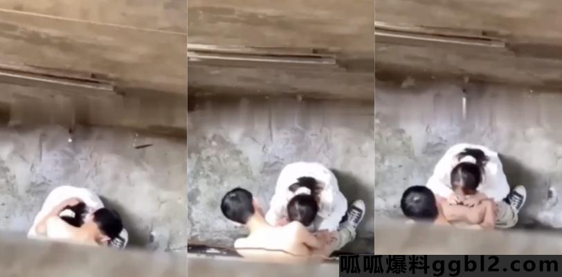 苏州大学生情侣宿舍背后巷子野战实录!妹子蹲地疯狂口交 娴熟技巧刺激无比 thumbnail